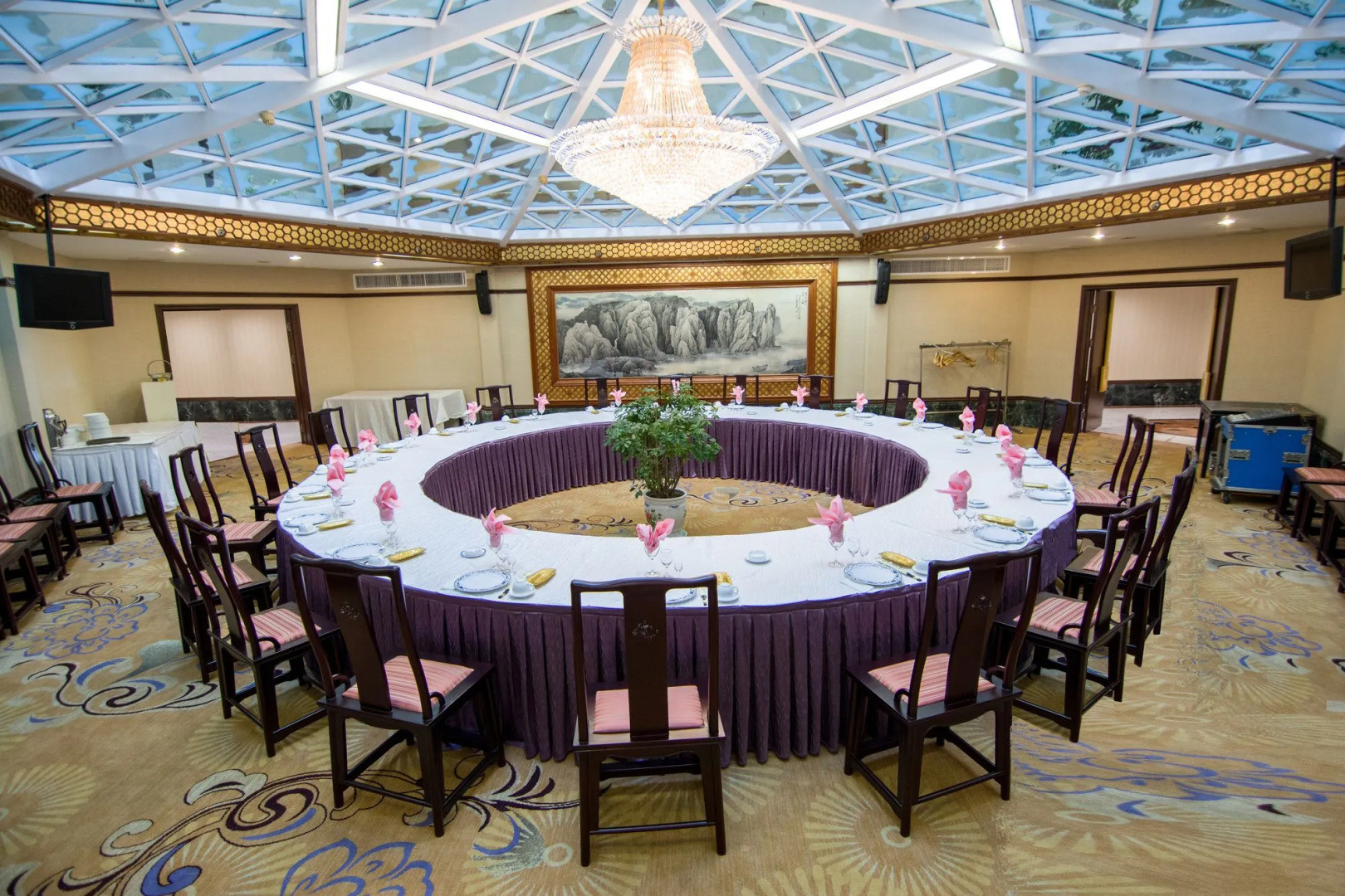 Weihaiwei Hotel