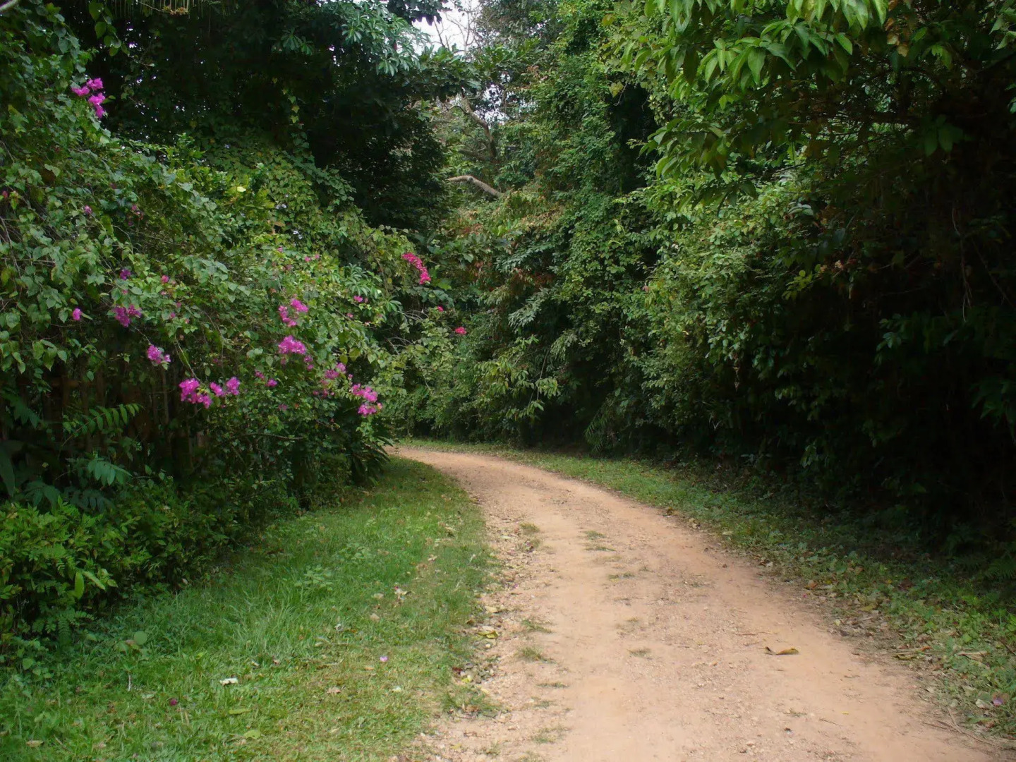 Le Bout du Monde Khmer Lodge
