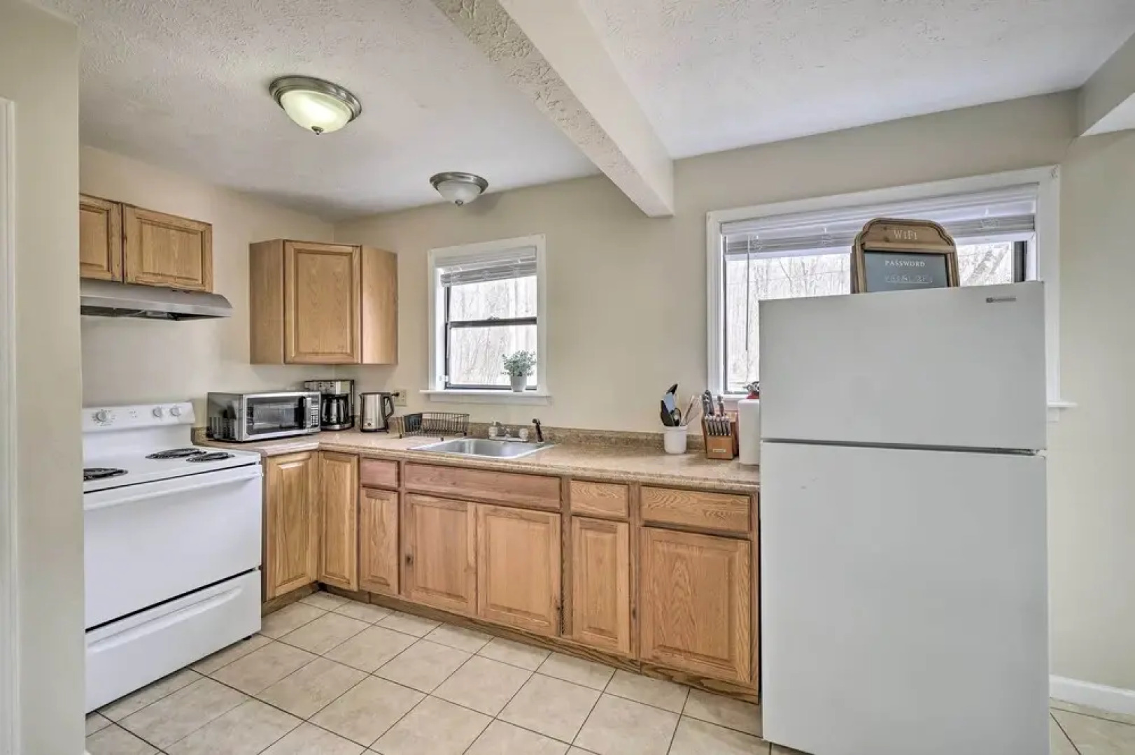 < 2 Mi to Dresser Lake: Home w/ Pool Access!