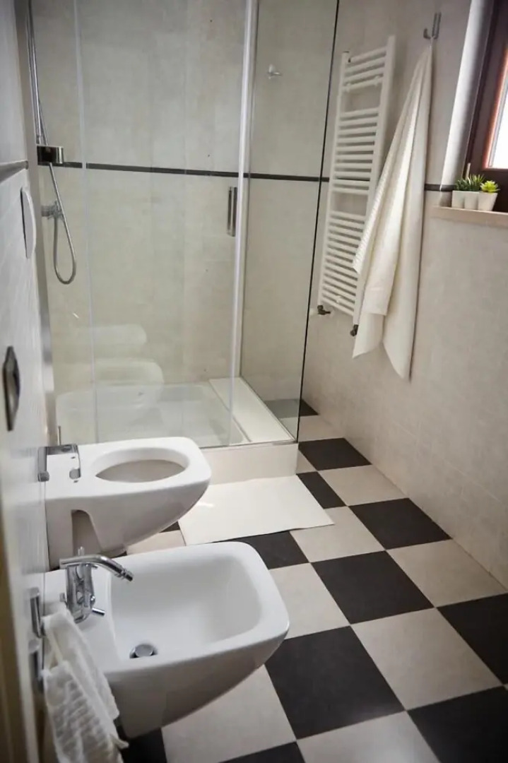 B B D Aprile Camera Glicine