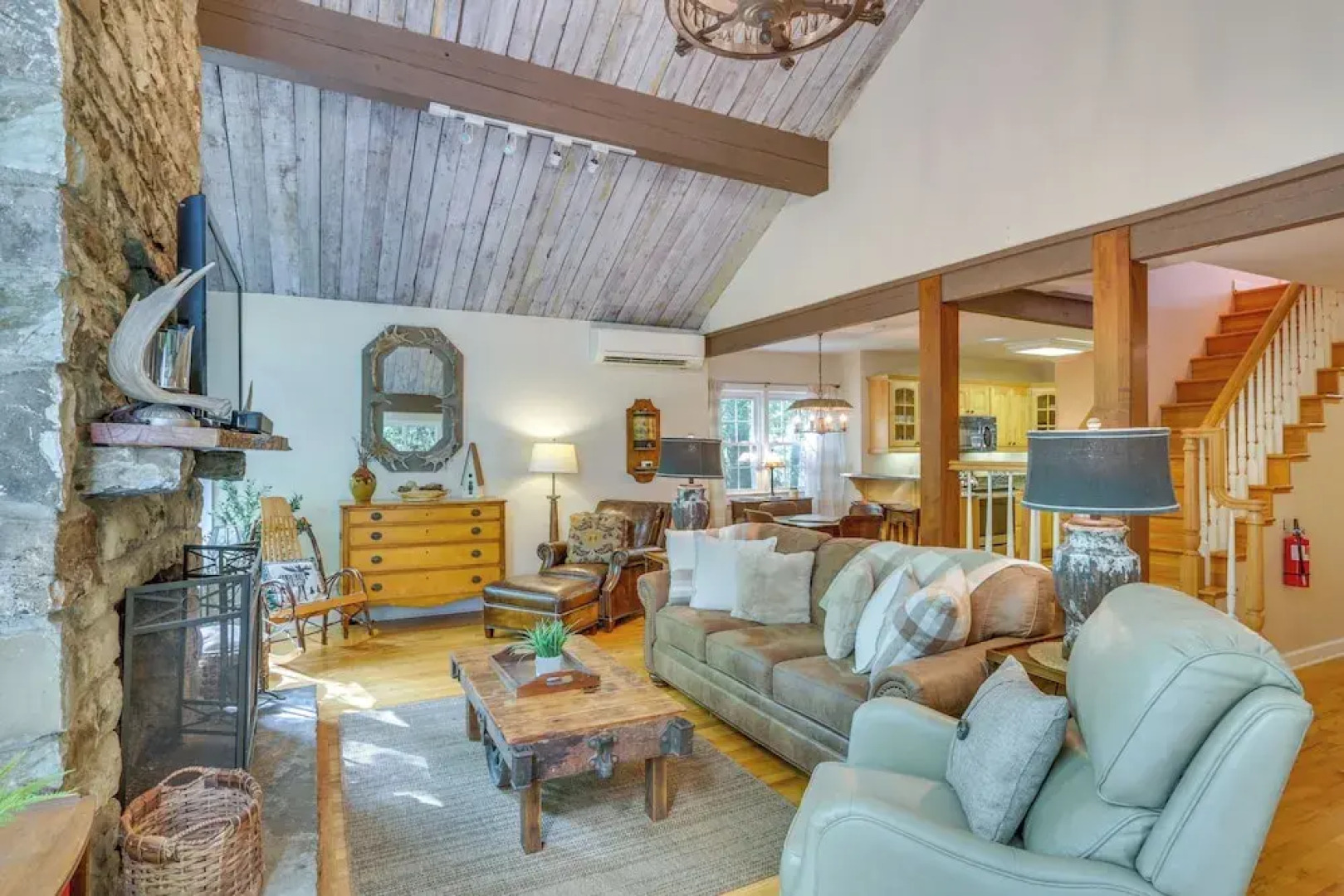 Well-appointed Boone Home w/ Hot Tub + Gas Grill