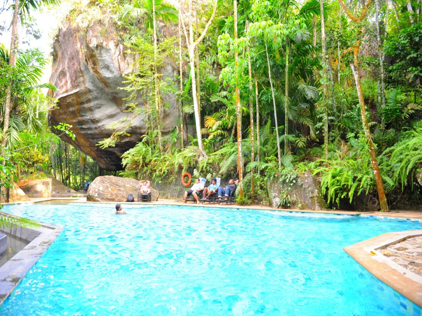 Boulder Garden Hotel