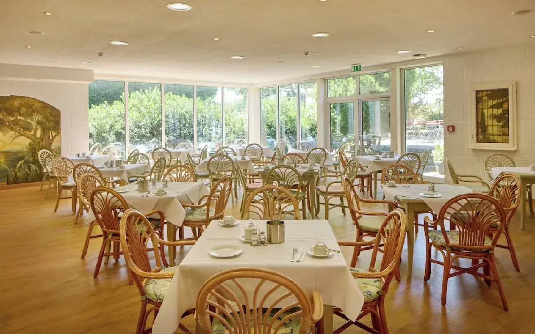 TRIP INN Axxon Hotel