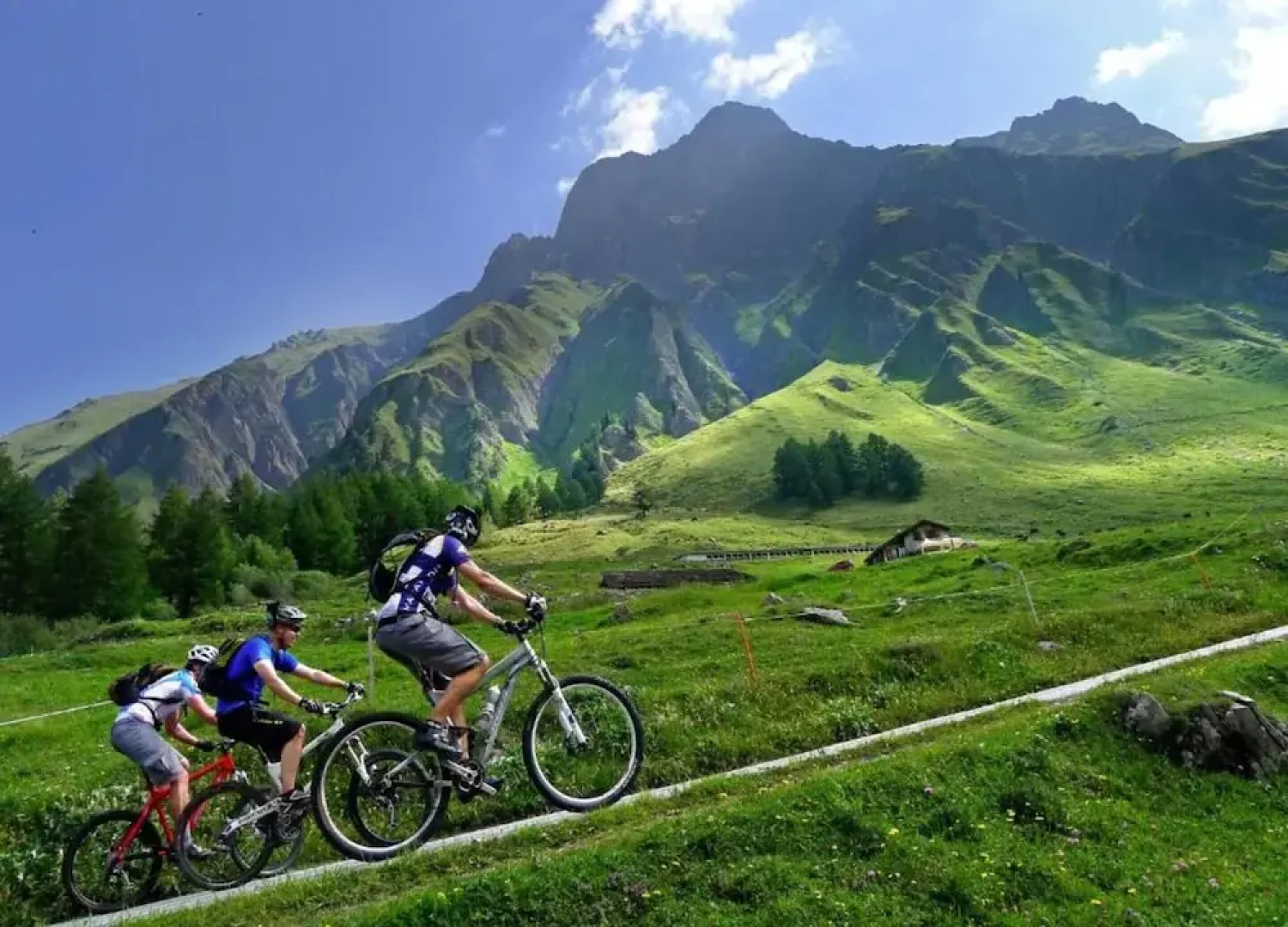 Stylish Chalet in Charming Megeve