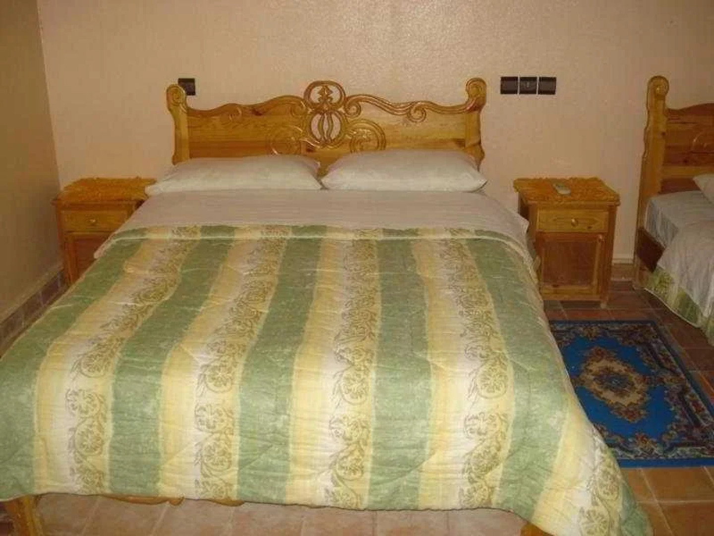 Auberge Kasbah Meteorites