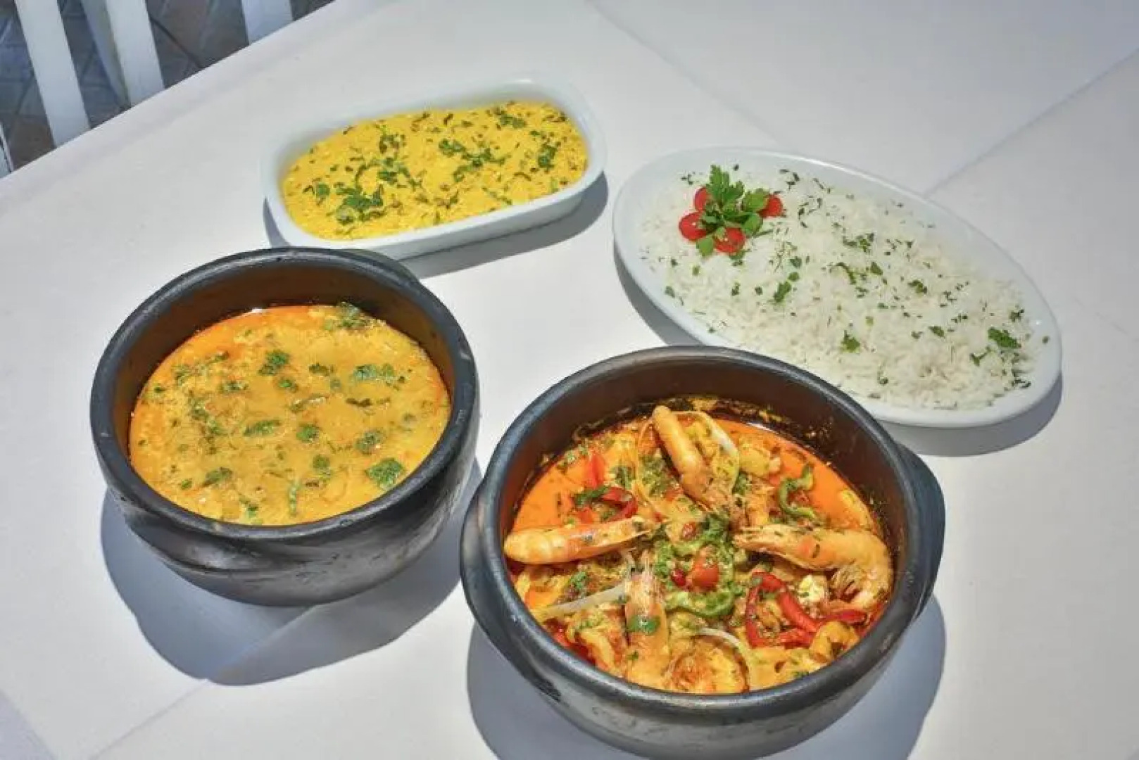 Amarilis Flat Service