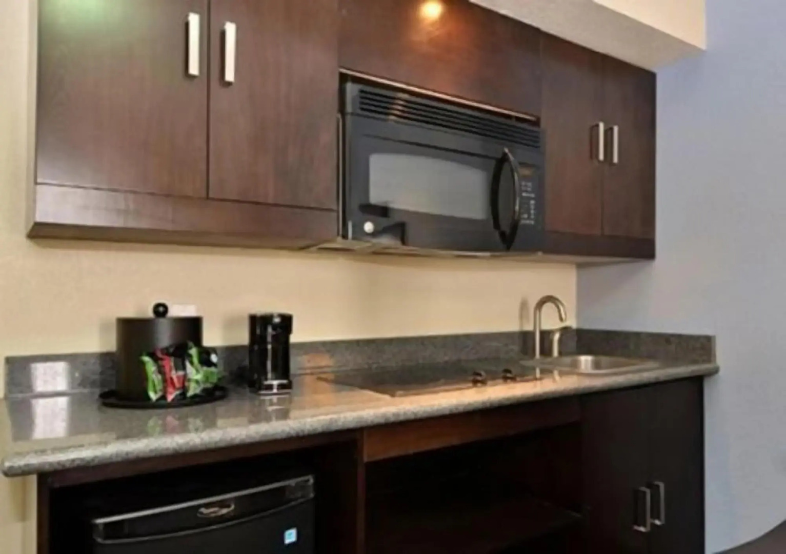 Comfort Inn & Suites El Paso I-10 Airport Area