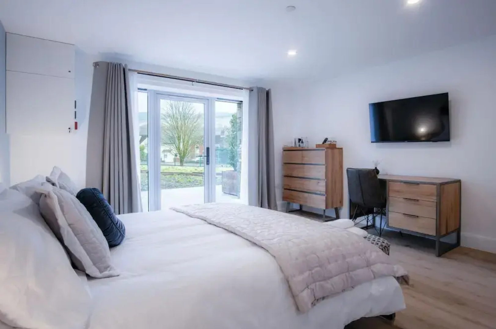 Room 6 - The Sleeping Giant - Pen Y Cae Inn