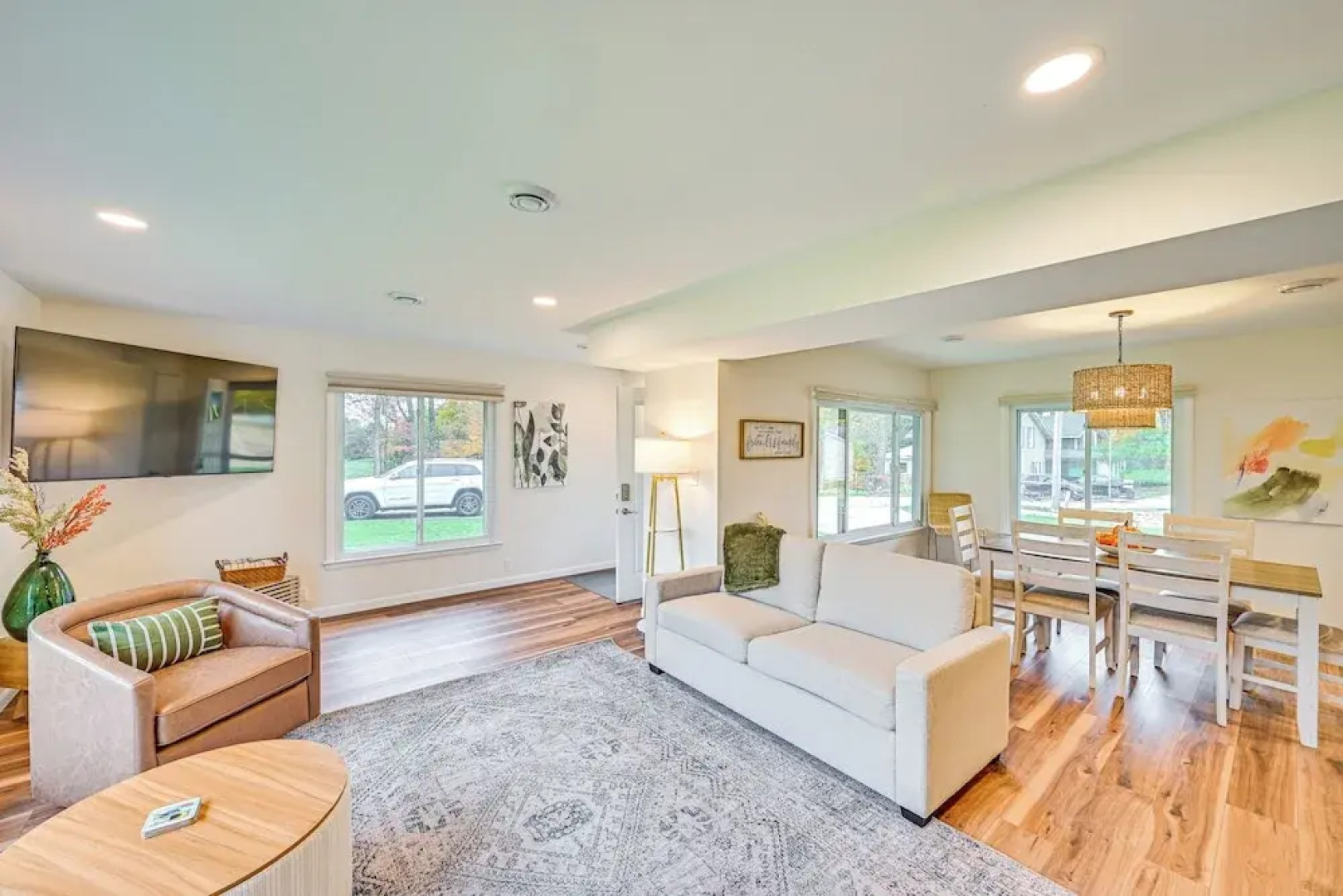 Home on Legacy Hills Golf Course w/ Patio!