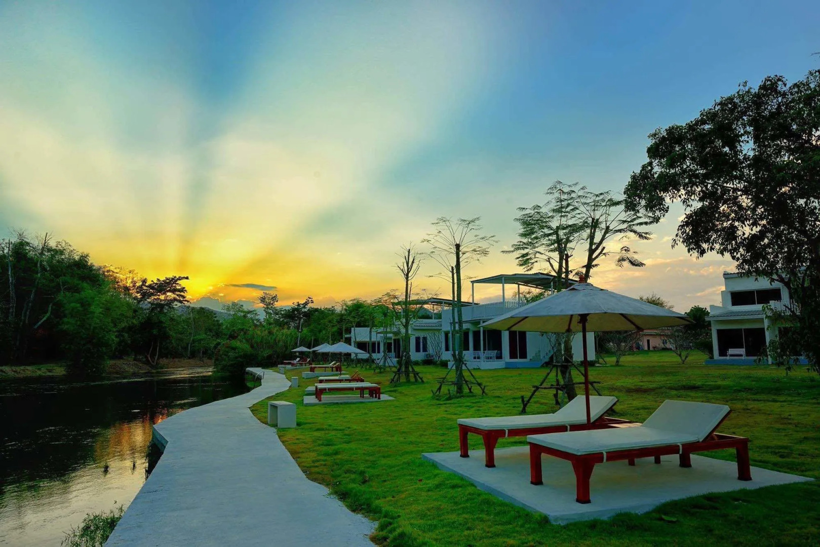 Worawee Resort & Spa