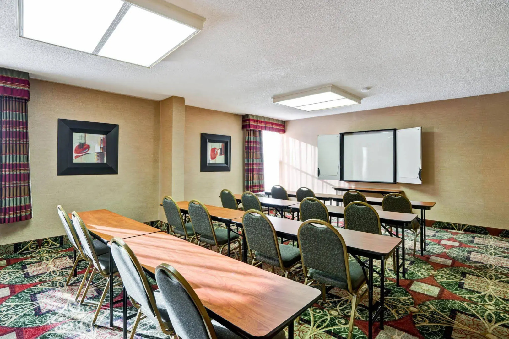 Hampton Inn State College