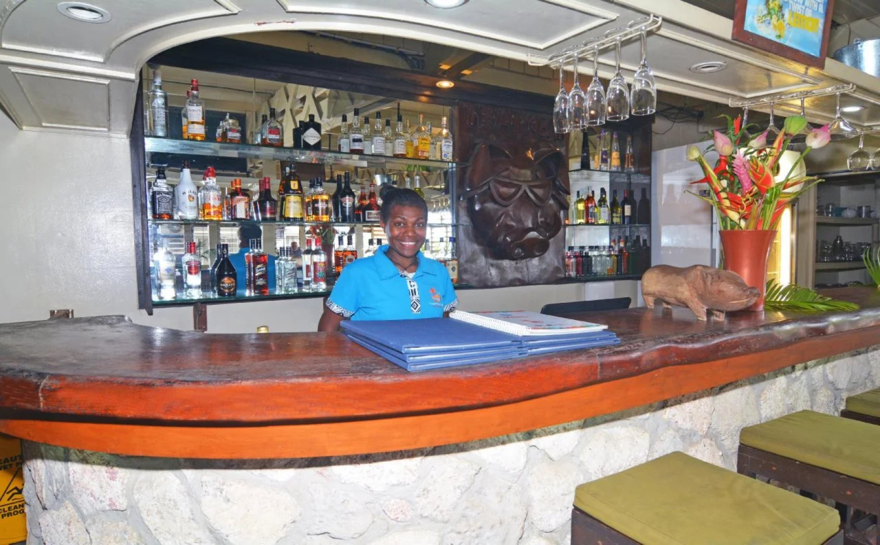 Coconut Palms Resort & Diamond Casino