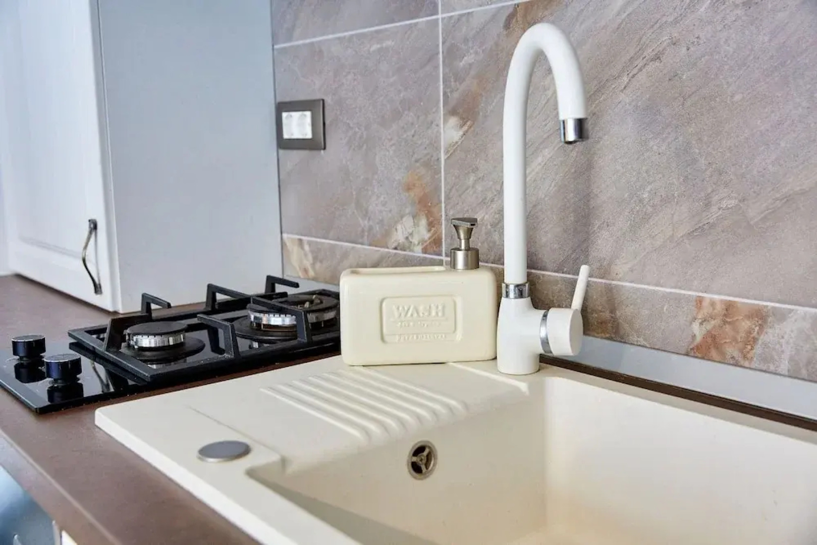 Apartamente Indigo Alezzi