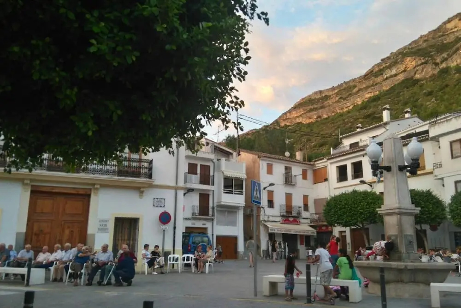 House With 3 Bedrooms in Chulilla, With Balcony and Wifi