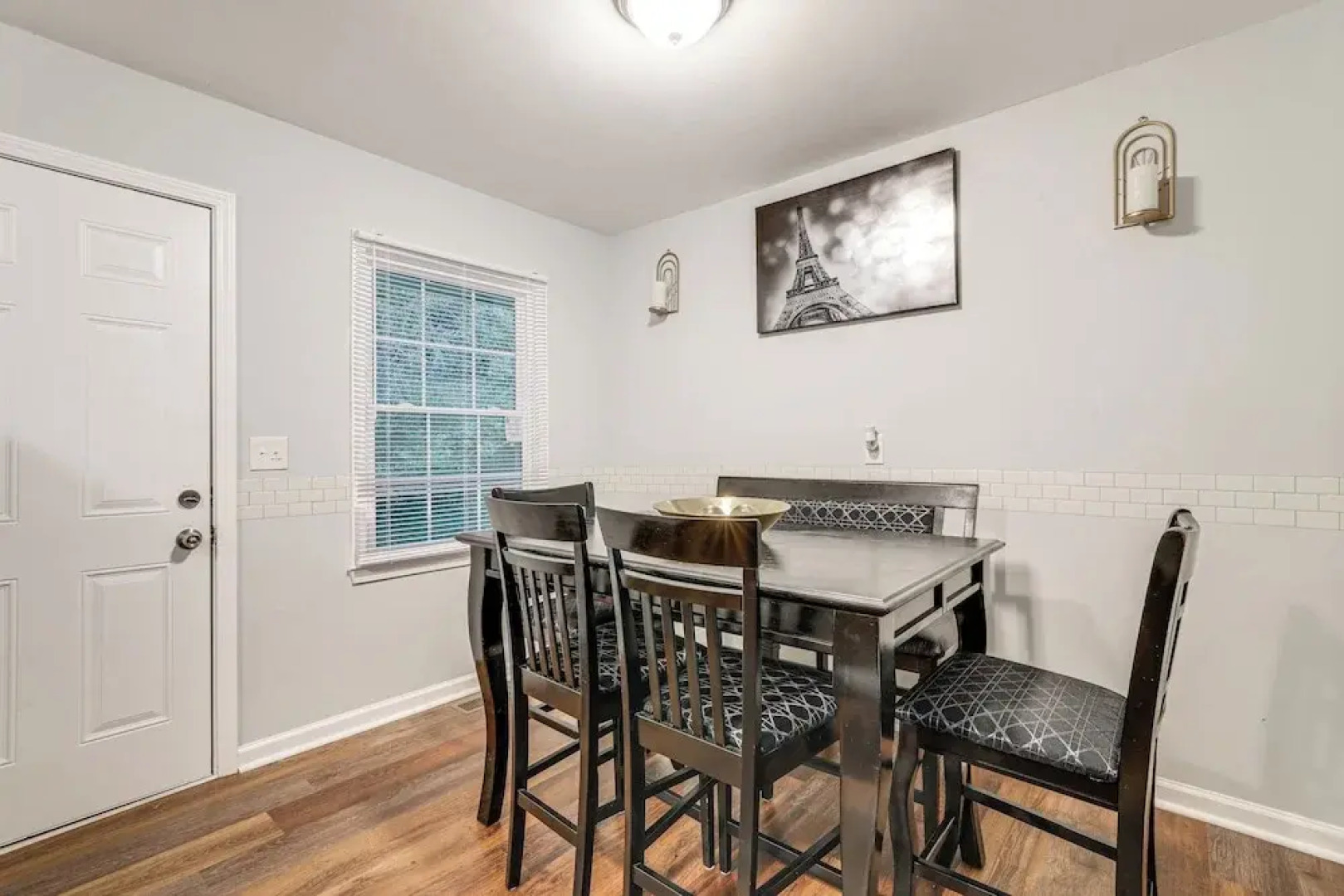 15 Mi to Dtwn Atlanta: Home w/ In-unit Laundry