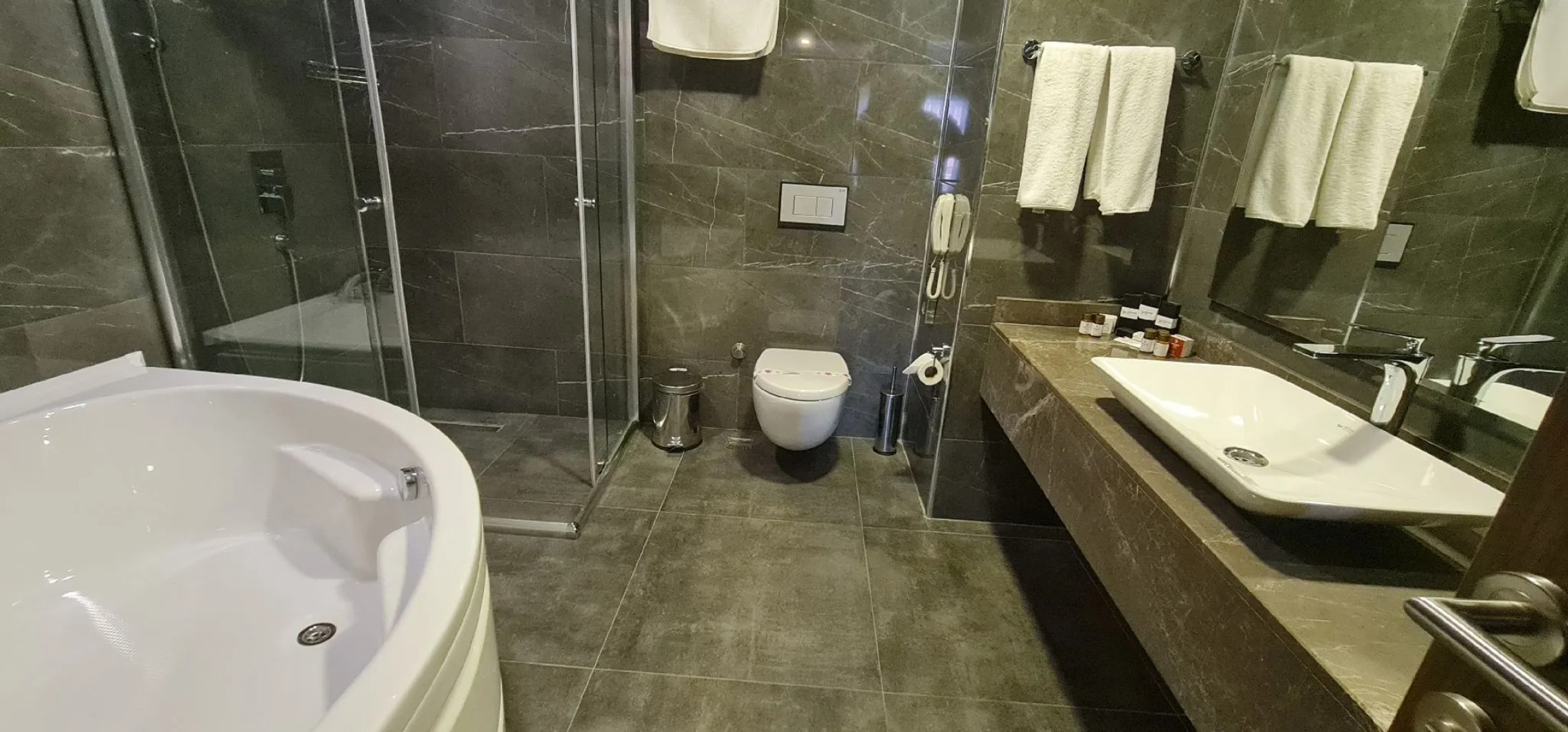 Отель Premier Inn Sakarya