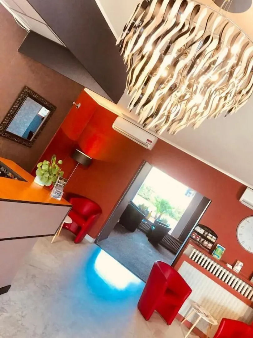 Brit Hotel Nevers 3*