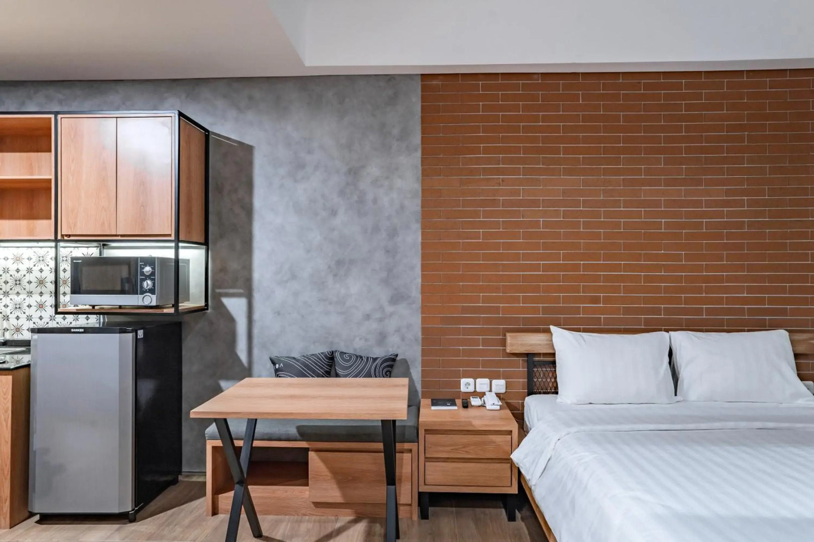 LOA Living Solo Baru