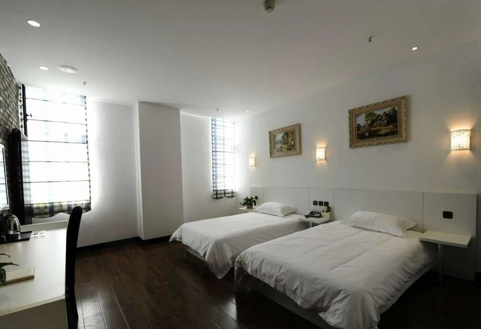 Olivia Classic Personality Hotel