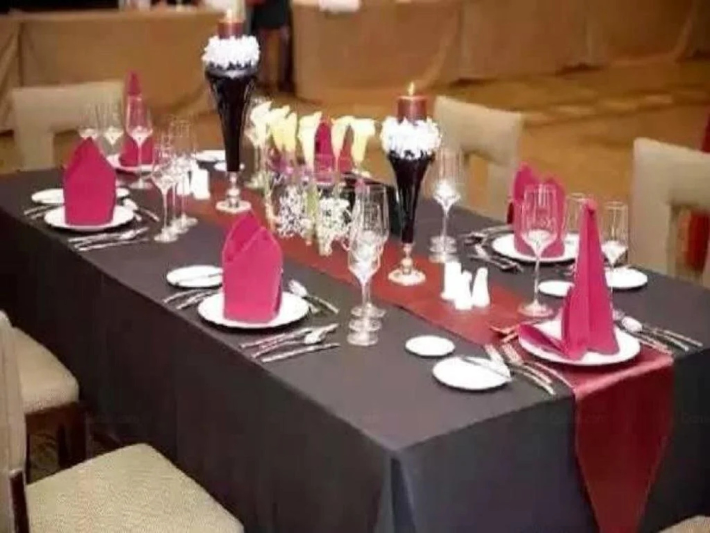 Yingjiang River Bian Chui Hotel