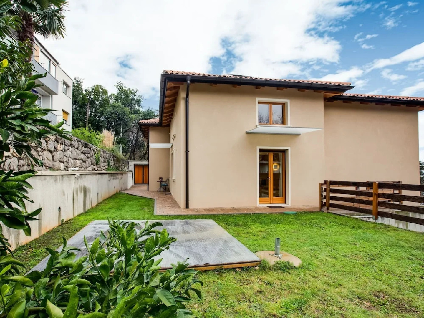 Modern Apartment in Rijeka With Garden