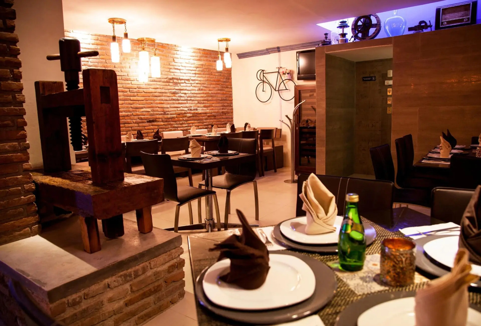 Plaza Gallery Hotel & Boutique