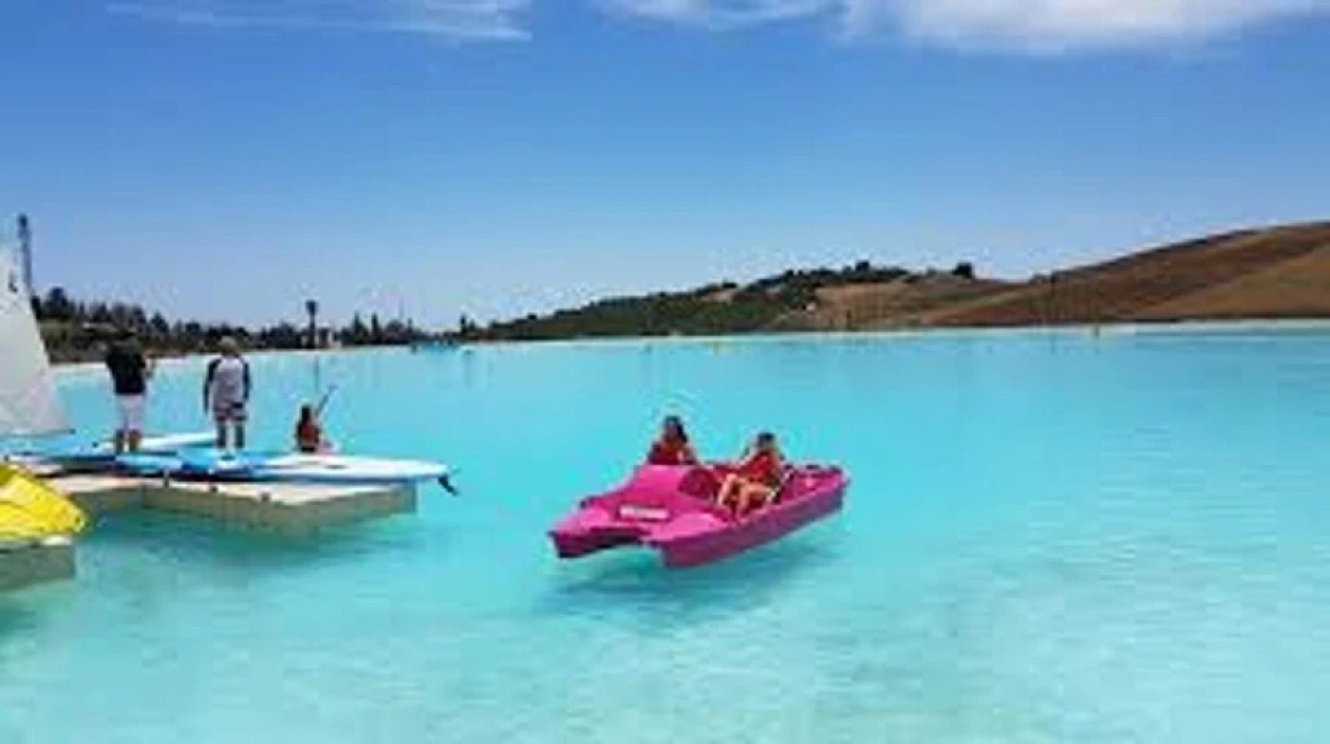 Apartment With 3 Bedrooms in Estepona, With Wonderful Mountain View, Pool Access, Furnished Garden - 5 km From the Beach