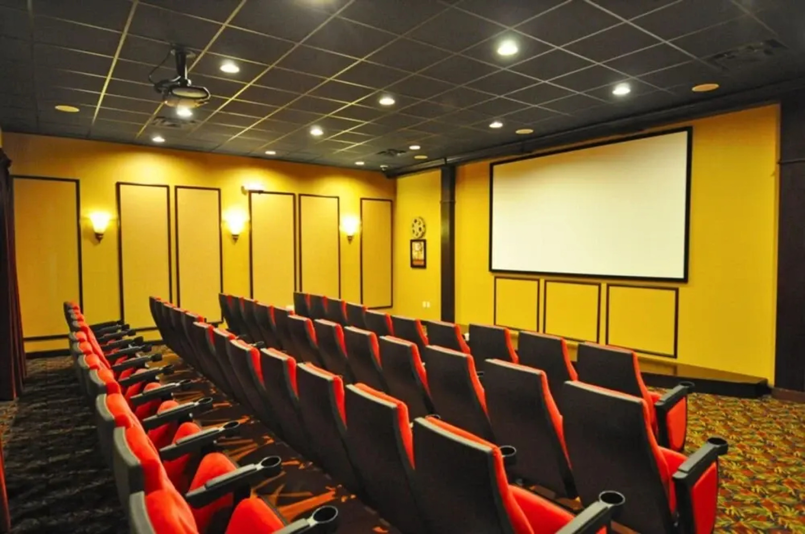 Paradise Palms Resort by Florida Star Vacations