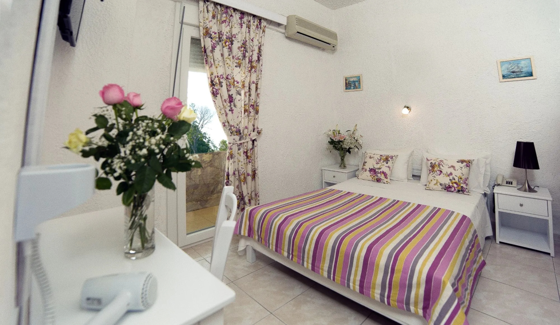 Roxani Hotel