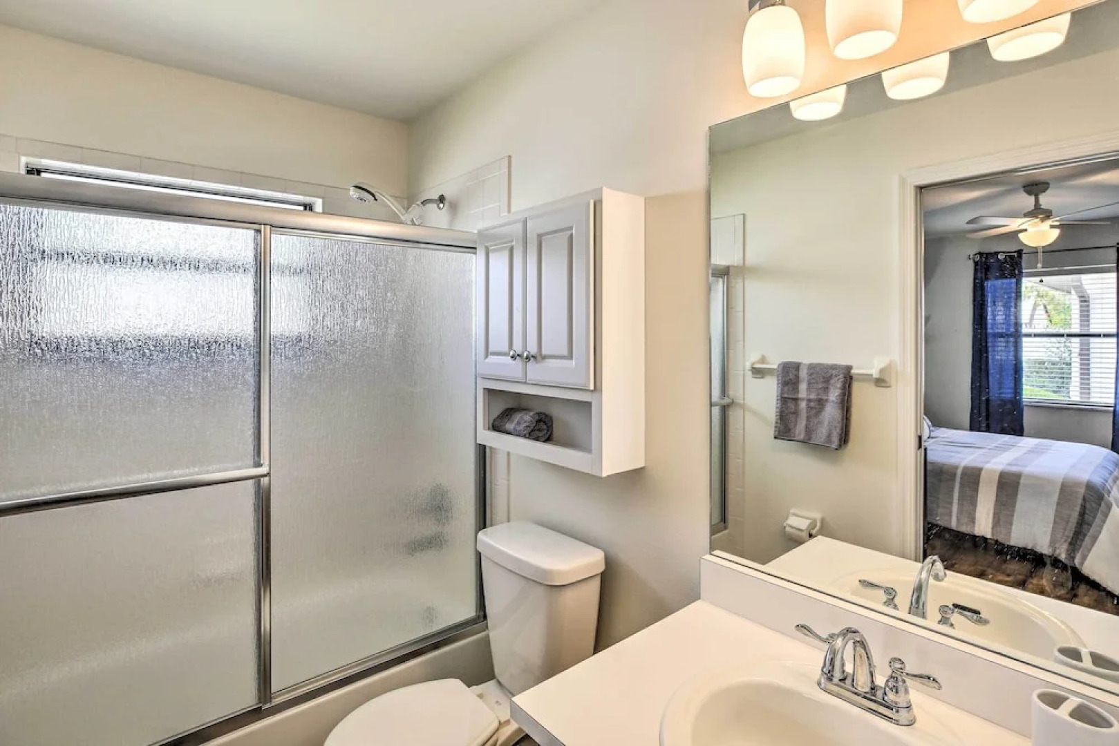 Screened Patio & Grill at Sebring Resort Community