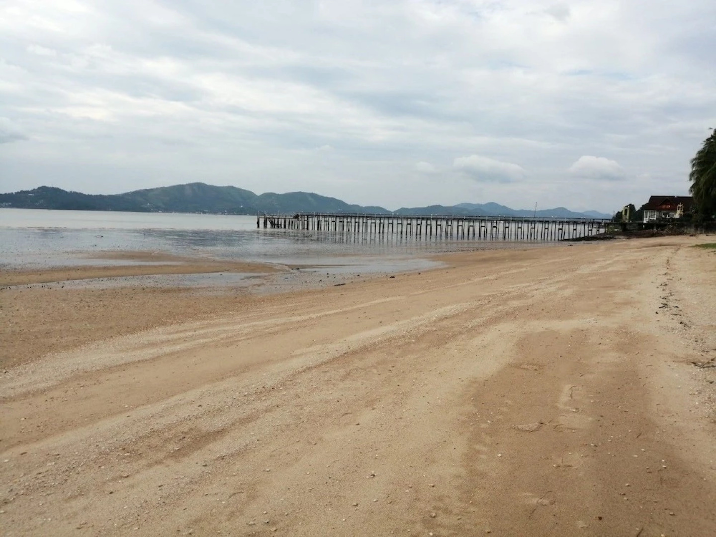 Jansom Beach Resort Ranong