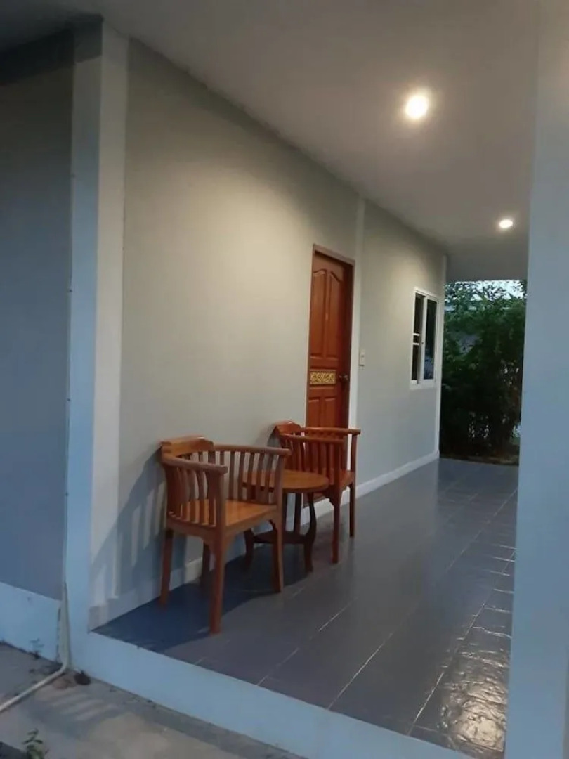 Paradise Resort at Lamphun