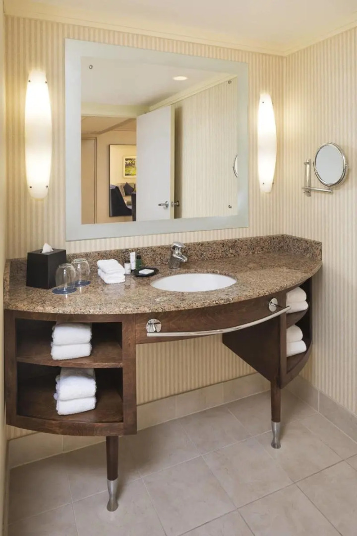 Sheraton Bloomington Hotel