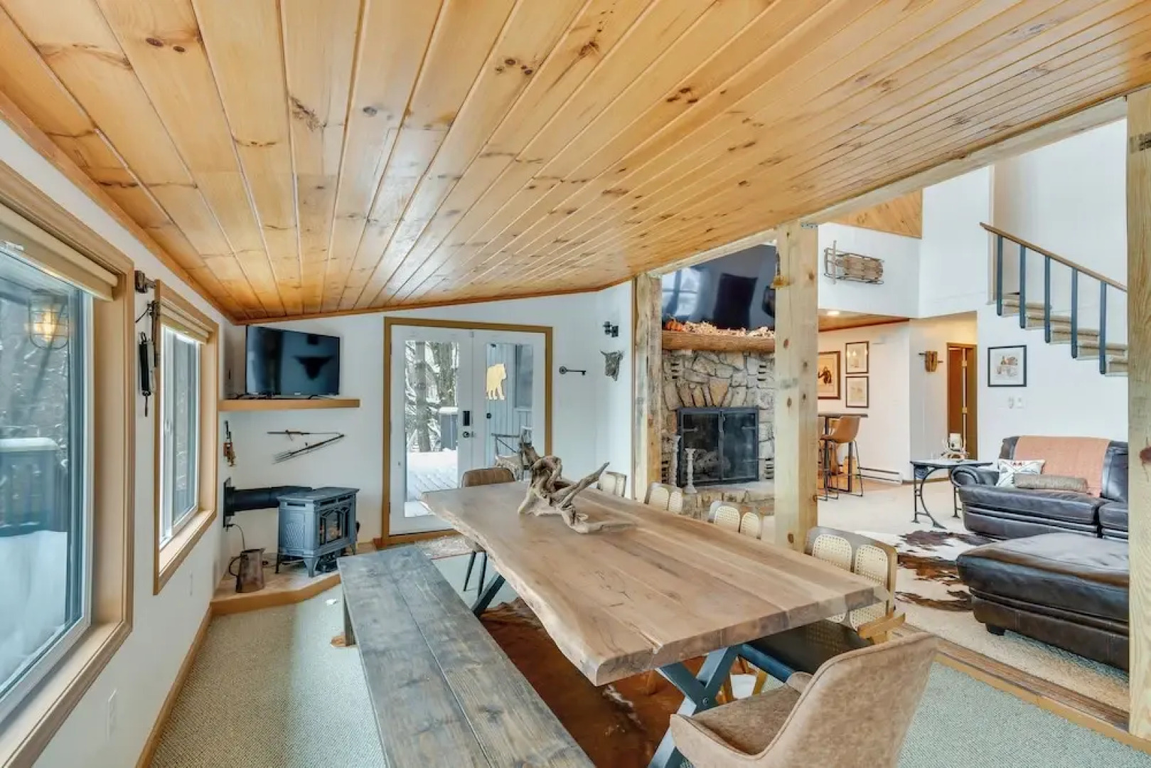 6 Mi to Skiing: Home w/ Hot Tub in Seven Devils!