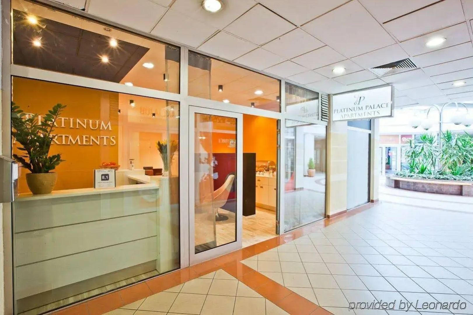 Platinum Apartments Aparthotel