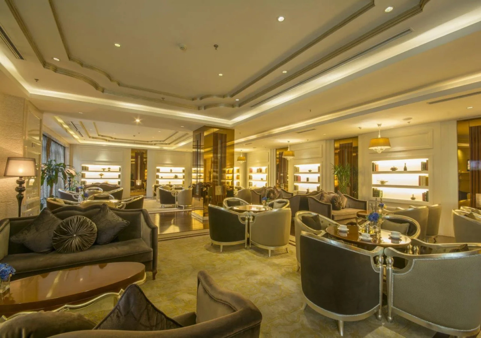 Xian Titan Senbo Hotel