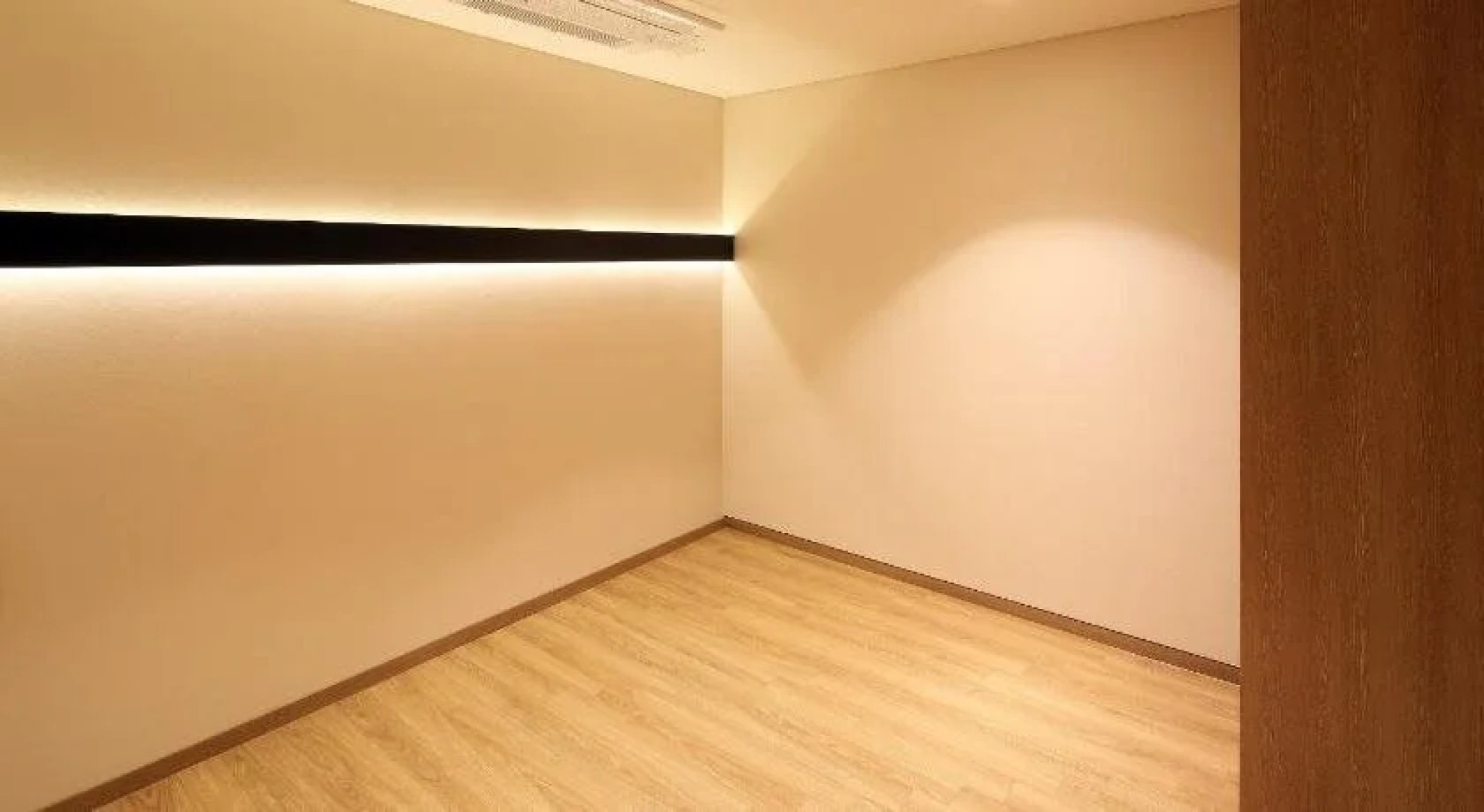 Dukgu Hot Spring Hotel