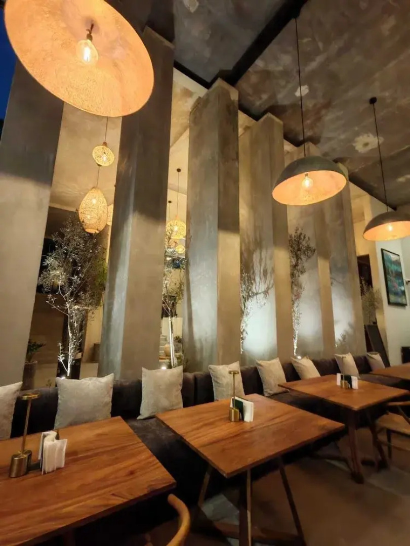 Serenzzo Hotel & Cuisine