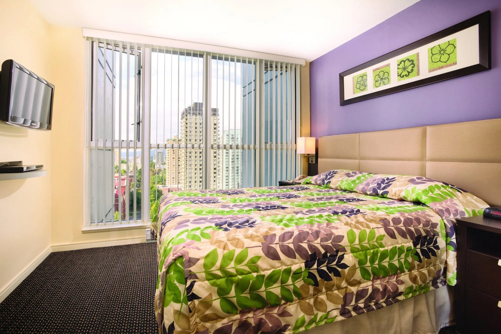 WorldMark Vancouver - The Canadian