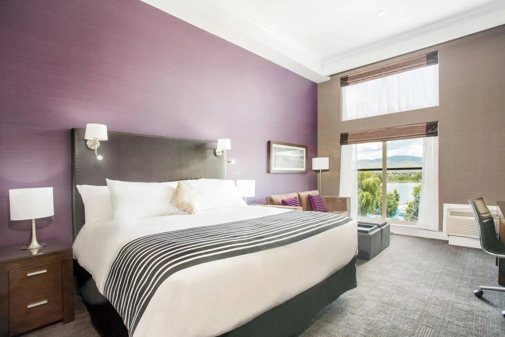 Sandman Signature Kamloops Hotel