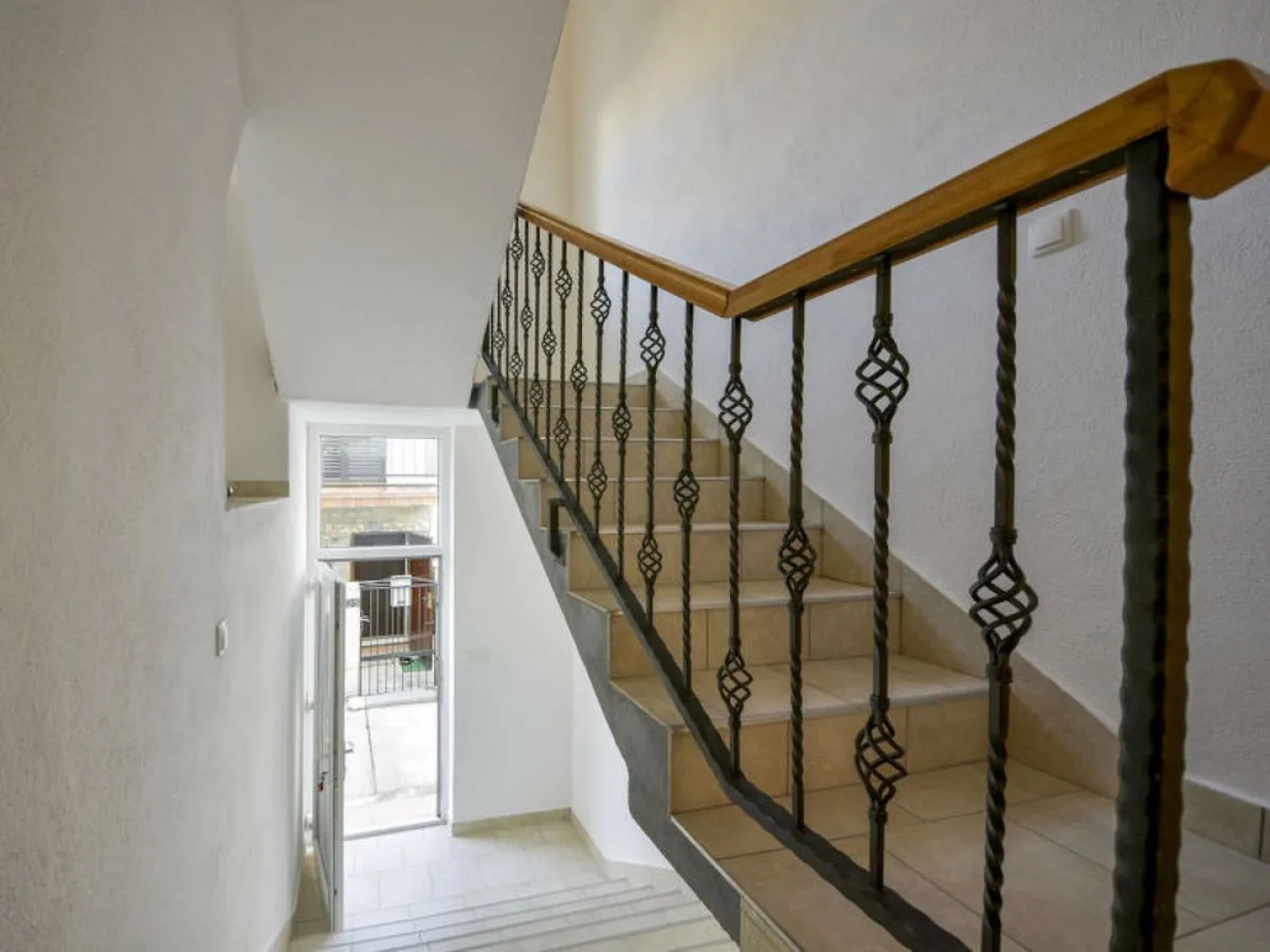 Apartment Angelina Karlobag 12044