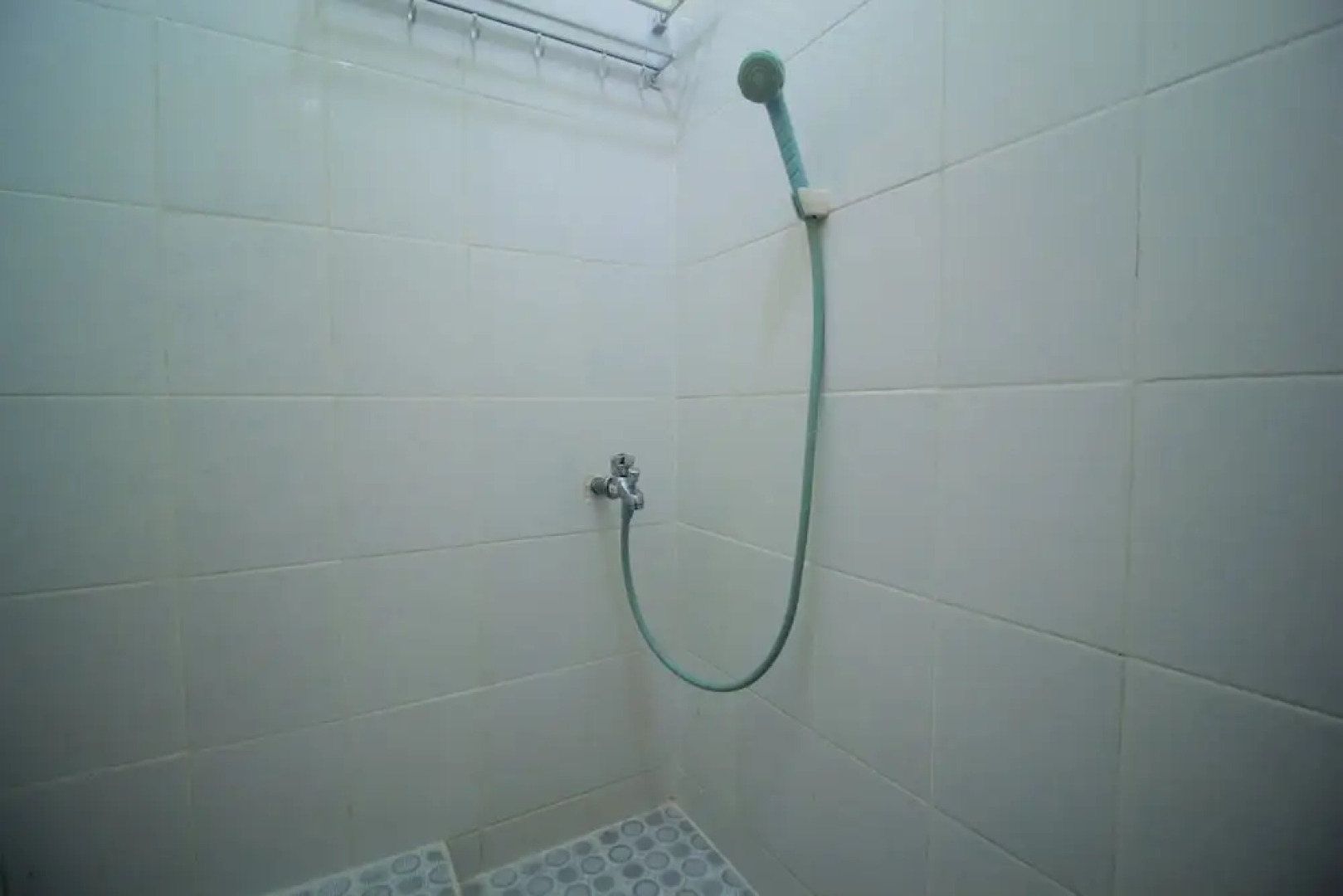 SPOT ON 2305 Andys Nur Penginapan