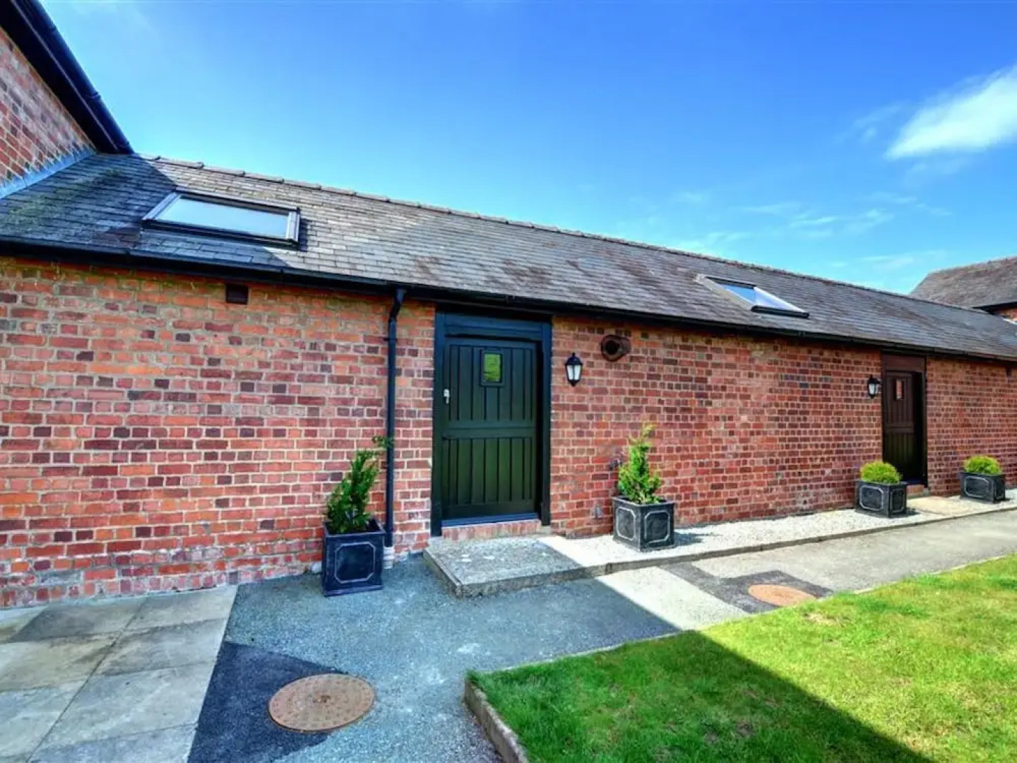 Spacious Holiday Home in Llandinam near River