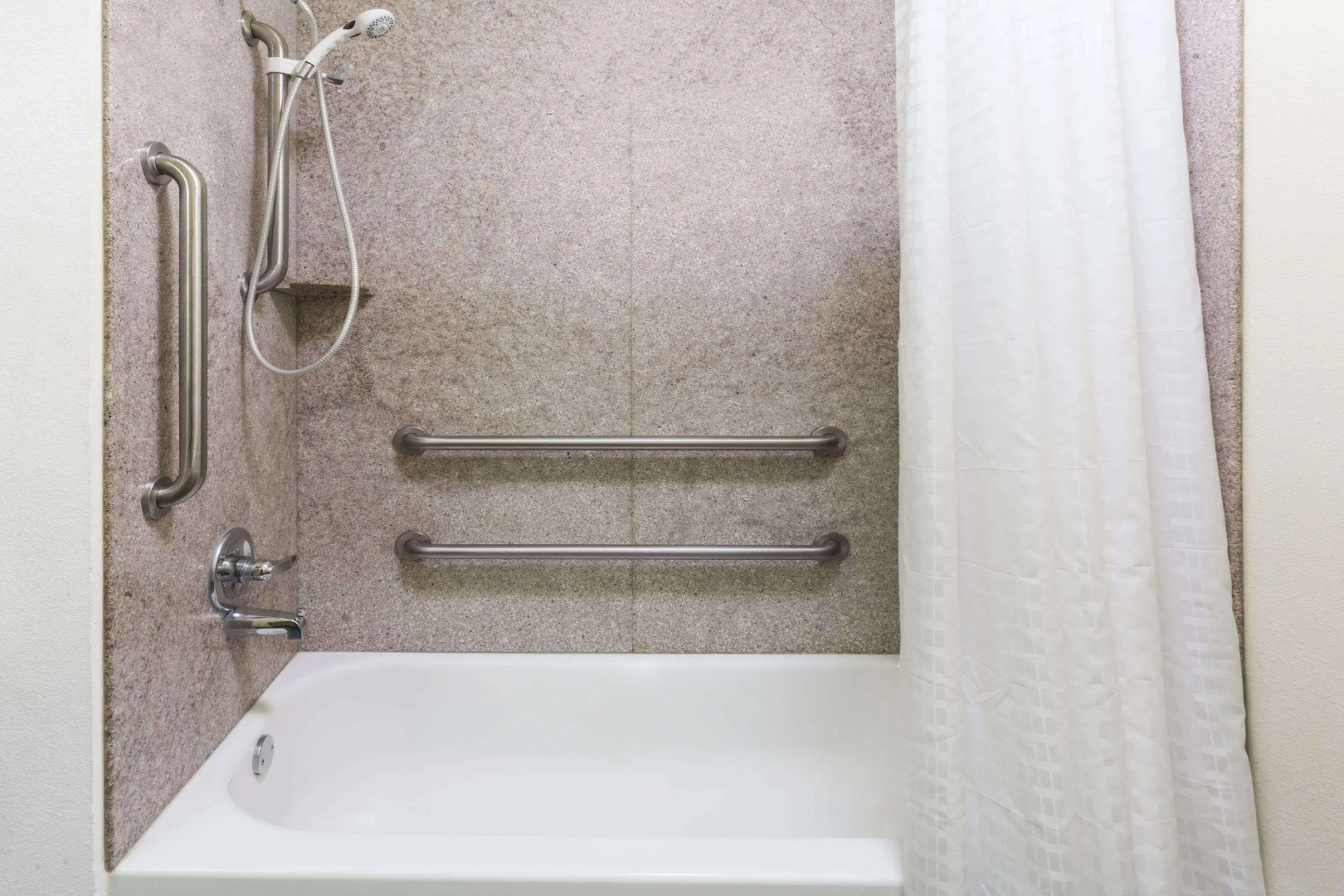 Knights Inn Glen Allen, VA