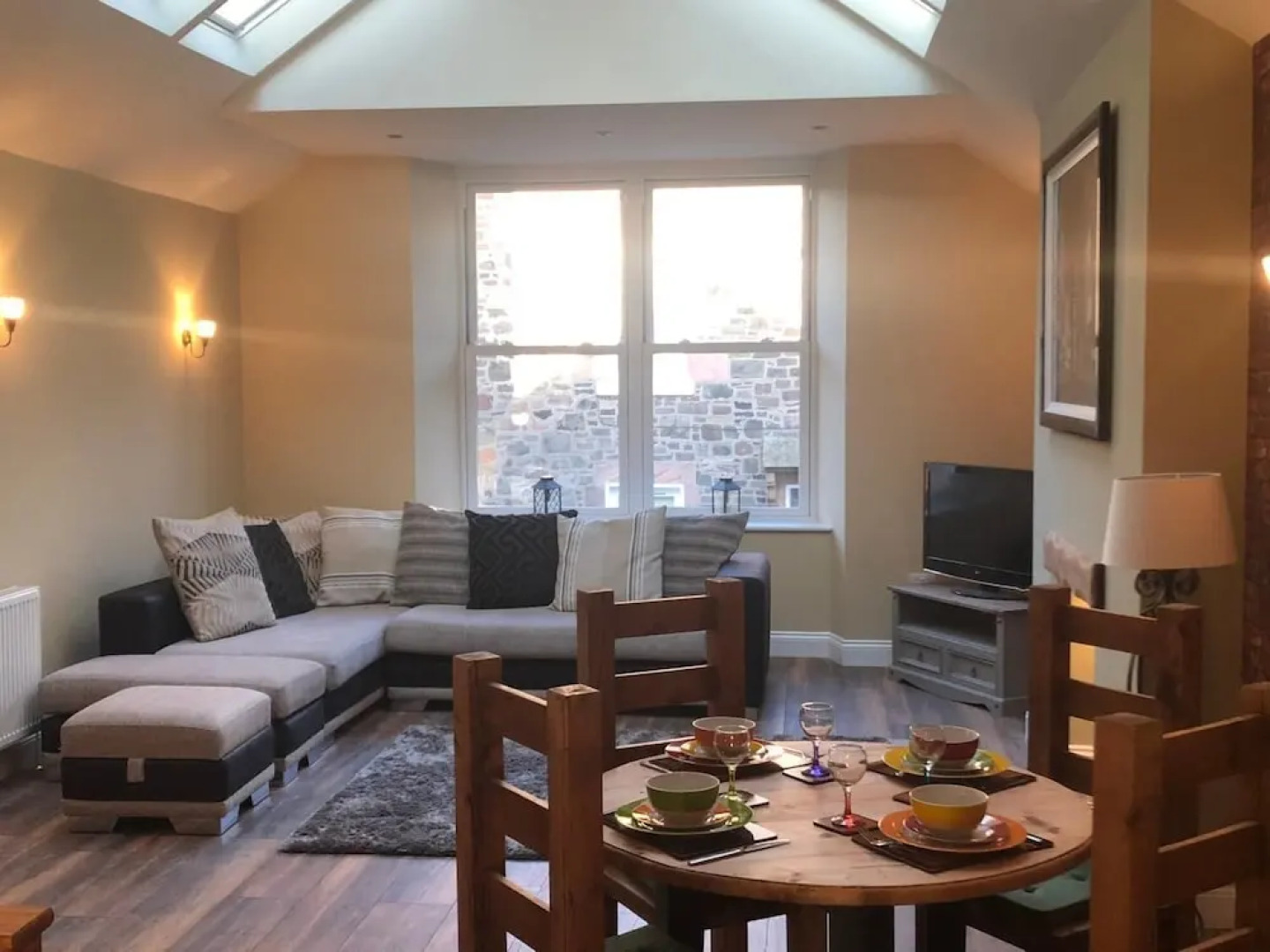 The Home Arms Cottage