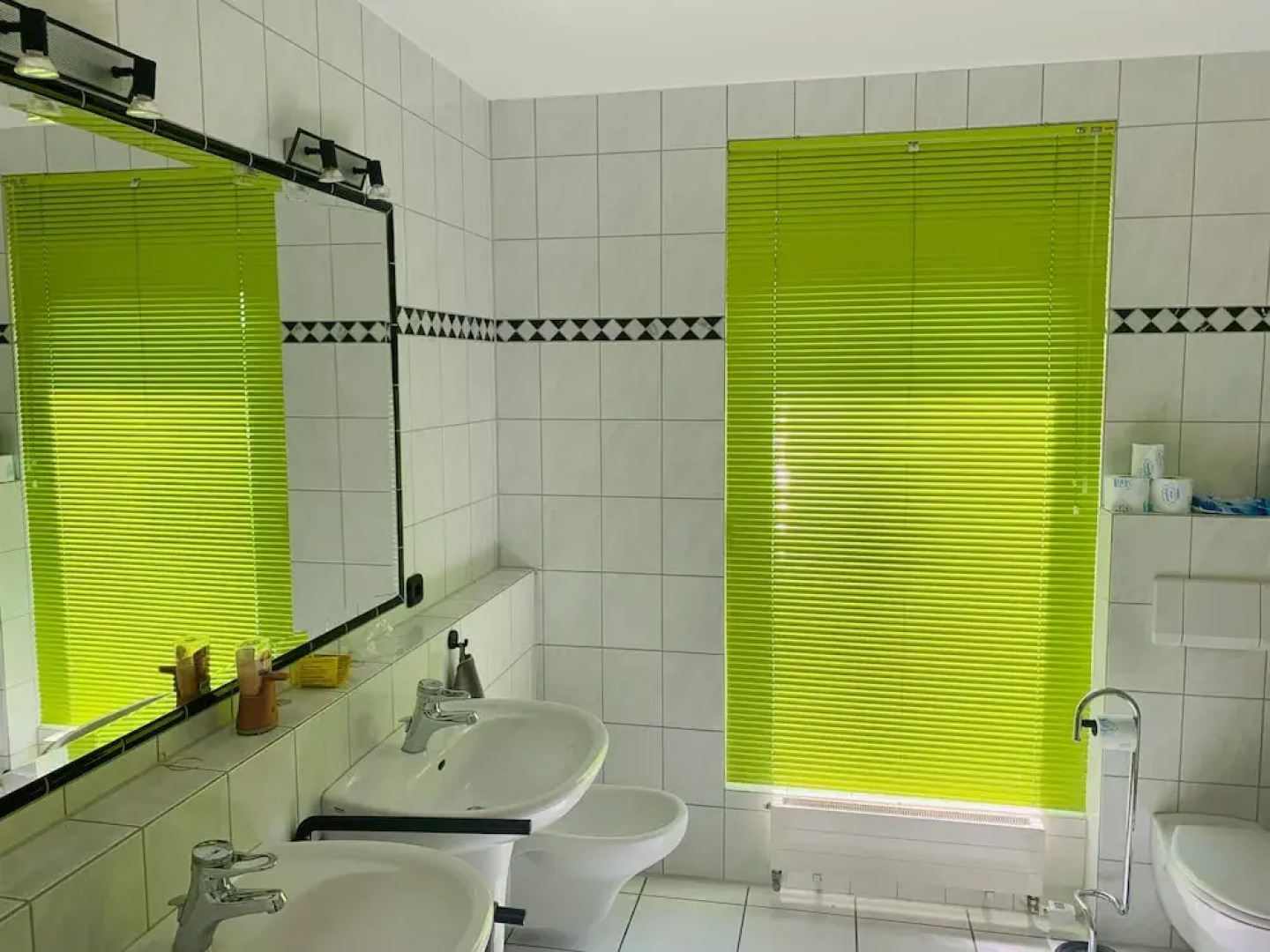 smart & beautiful GUESTHOUSE