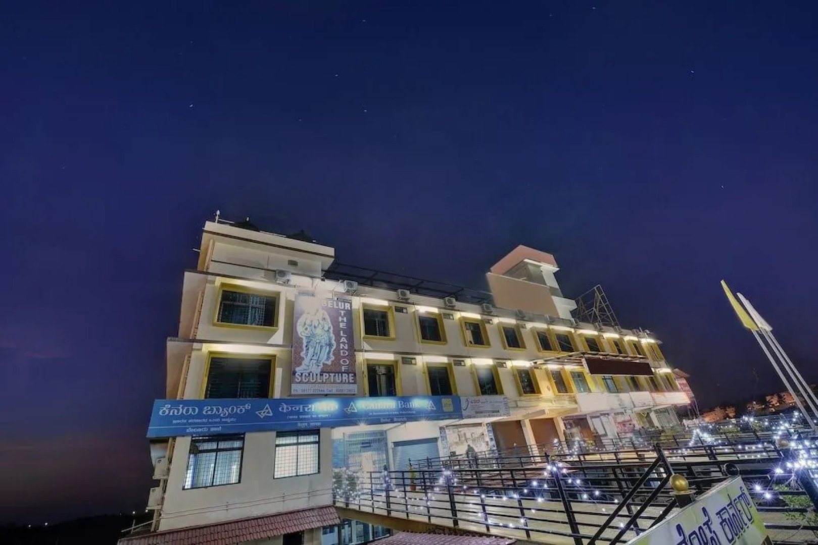 Capital O Hotel Samanvi International