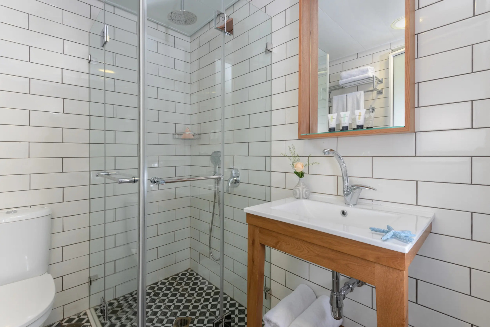 Embassy Hotel Tel Aviv