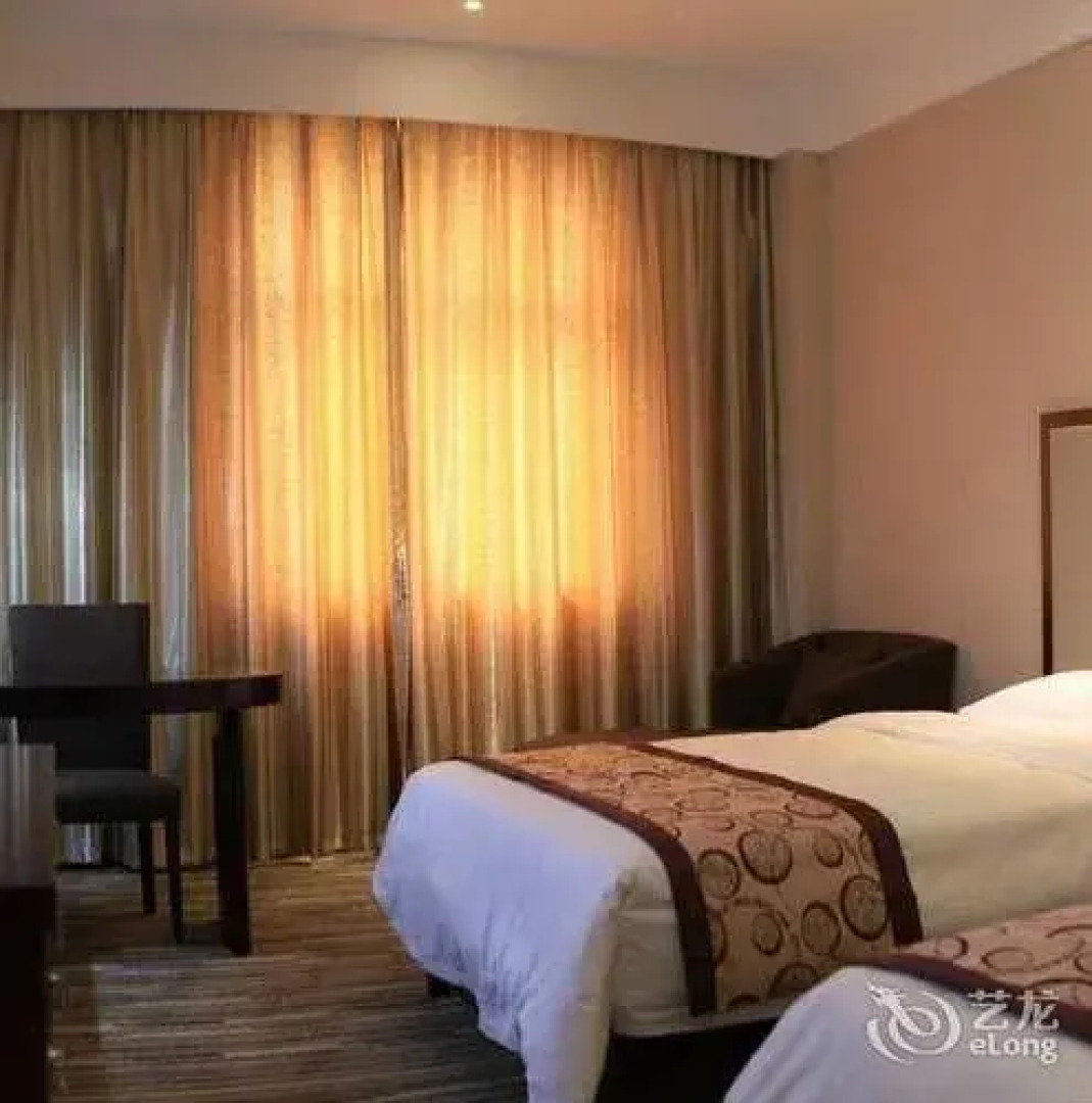 Wuhan Jiutong Haiyuan Hotel