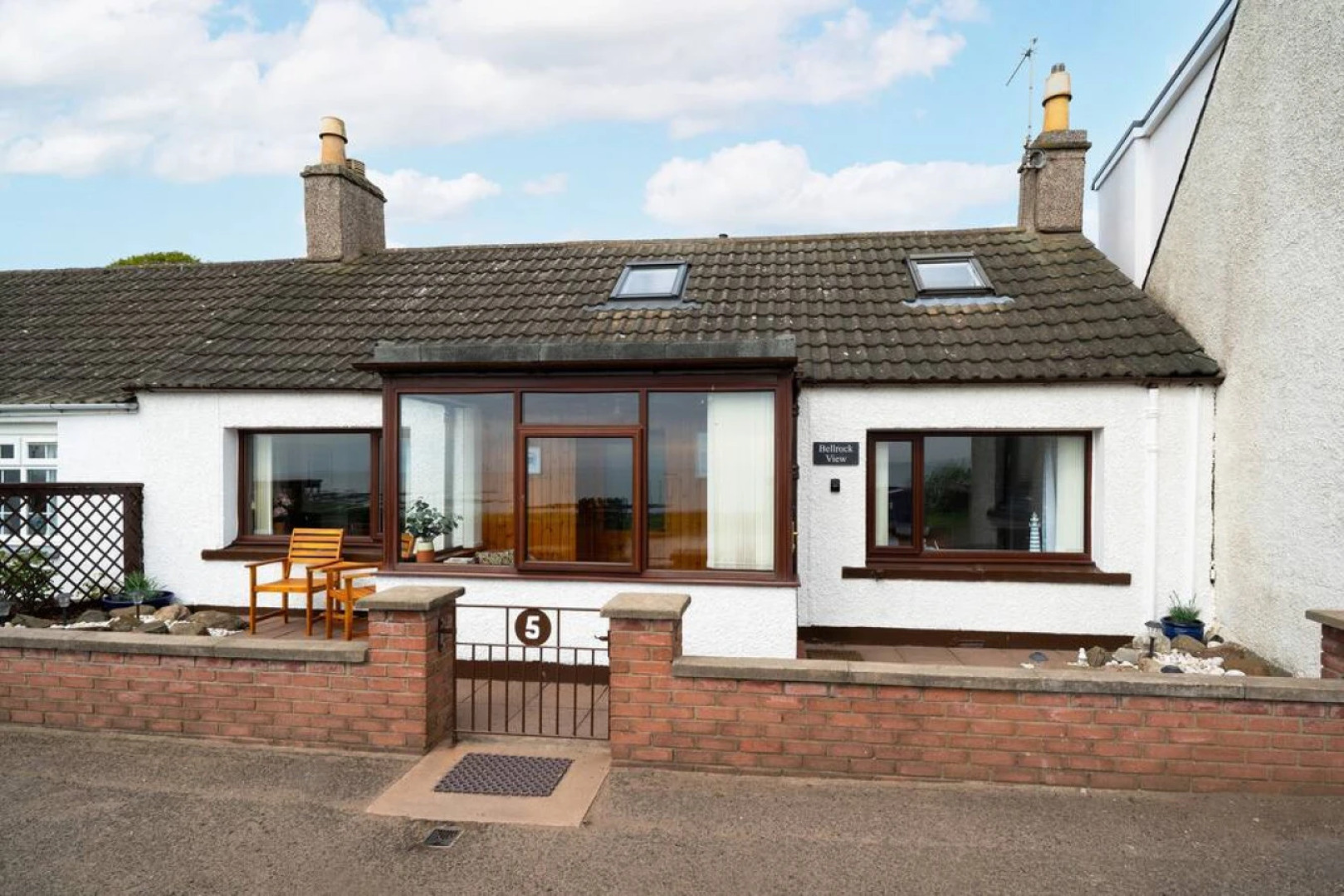 Bellrock View - Traditional Coastal Retreat